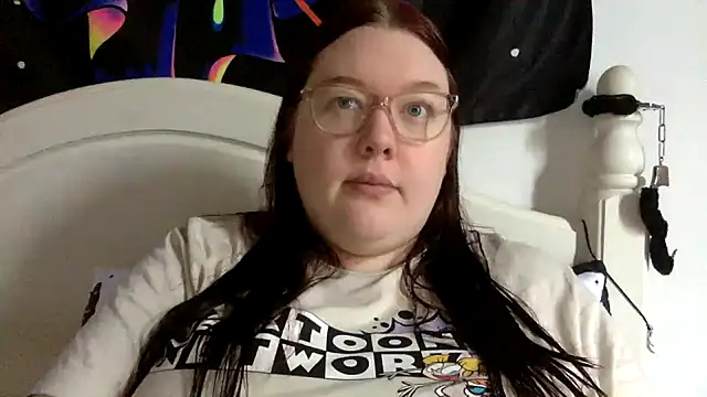 Sexycurvyemilyy online show from September 14, 2025, 12:49 pm