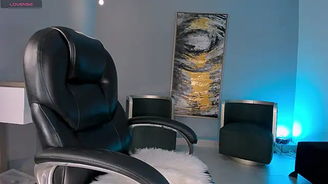 SophiePalmer online show from December 18, 2025, 11:47 am