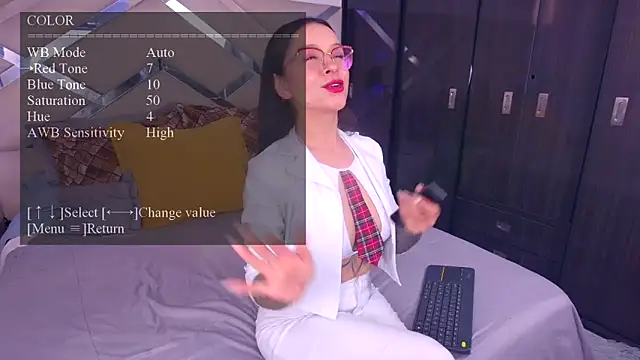 Snapshot of Selena_G69 chatting on March 31, 2026, 8:00 pm Selena G69 online show from March 31, 2026, 8:00 pm