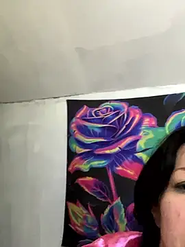 Snapshot of DominiqueX0 chatting on April 25, 2026, 2:03 pm DominiqueX0 online show from April 25, 2026, 2:03 pm