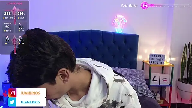 by pandora online show from October 24, 2025, 7:02 pm