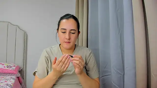 Snapshot of Hanna86 chatting on March 14, 2026, 12:49 am Hanna86 online show from March 14, 2026, 12:49 am