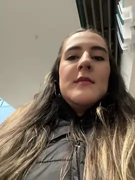 Snapshot of Hanna86 chatting on March 6, 2026, 1:28 pm Hanna86 online show from March 6, 2026, 1:28 pm