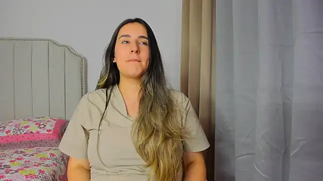 Snapshot of Hanna86 chatting on April 10, 2026, 1:23 am Hanna86 online show from April 10, 2026, 1:23 am