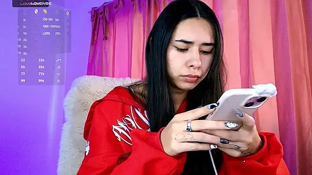 Snapshot of AmyOlimpo chatting on October 19, 2025, 9:17 pm AmyOlimpo online show from October 19, 2025, 9:17 pm