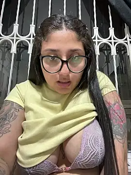 Snapshot of croftsmila chatting on March 27, 2026, 11:49 pm croftsmila online show from March 27, 2026, 11:49 pm