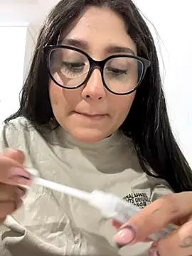 croftsmila online show from November 28, 2025, 11:27 pm