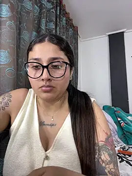 croftsmila online show from February 27, 2026, 11:37 pm