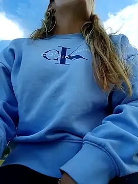 Misscata1106 online show from October 8, 2025, 9:15 pm