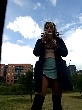 Misscata1106 online show from September 18, 2025, 7:28 pm