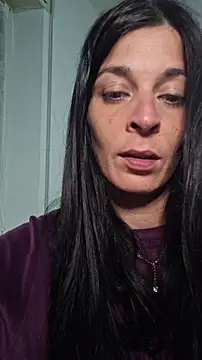 patatinahot87 online show from April 21, 2026, 3:51 pm