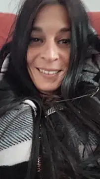patatinahot87 online show from May 10, 2026, 1:57 pm