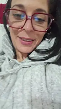 Snapshot of patatinahot87 chatting on February 21, 2026, 4:31 pm patatinahot87 online show from February 21, 2026, 4:31 pm