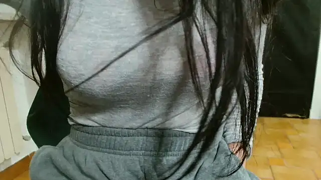 Snapshot of patatinahot87 chatting on March 21, 2026, 4:44 pm patatinahot87 online show from March 21, 2026, 4:44 pm