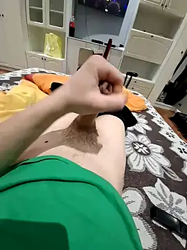 Snapshot of bestboy18 chatting on December 21, 2024, 6:44 pm bestboy18 online show from December 21, 2024, 6:44 pm