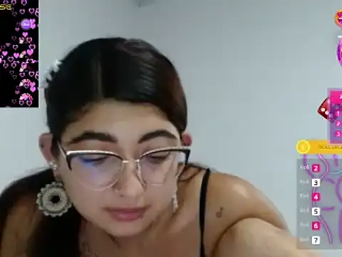 Snapshot of esteni chatting on December 27, 2024, 5:42 am esteni online show from December 27, 2024, 5:42 am