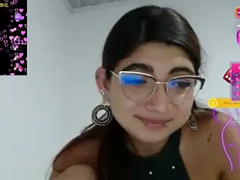 Snapshot of esteni chatting on January 13, 2025, 2:39 am esteni online show from January 13, 2025, 2:39 am