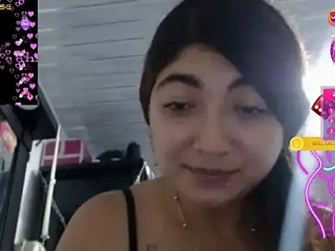 Snapshot of esteni chatting on December 22, 2024, 4:39 am esteni online show from December 22, 2024, 4:39 am