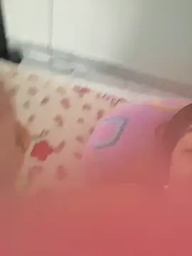 Snapshot of esteni chatting on February 1, 2025, 6:08 pm esteni online show from February 1, 2025, 6:08 pm