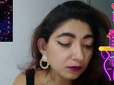 Snapshot of esteni chatting on December 7, 2024, 2:36 am esteni online show from December 7, 2024, 2:36 am