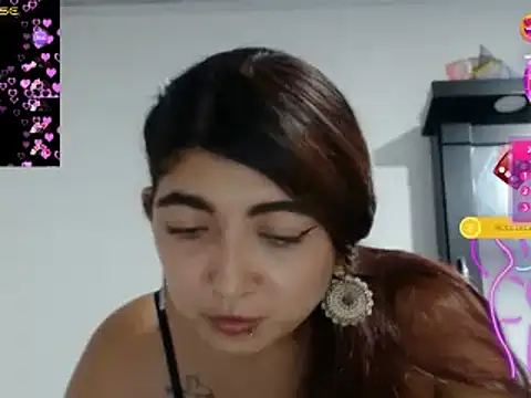 Snapshot of esteni chatting on December 27, 2024, 2:36 am esteni online show from December 27, 2024, 2:36 am