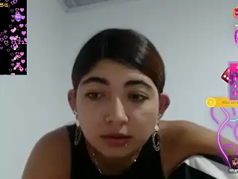 Snapshot of esteni chatting on January 3, 2025, 1:38 am esteni online show from January 3, 2025, 1:38 am