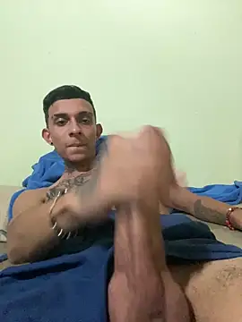 fran777775 online show from May 12, 2026, 9:21 pm