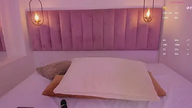 Snapshot of luisah_ chatting on February 5, 2025, 7:53 pm luisah online show from February 5, 2025, 7:53 pm