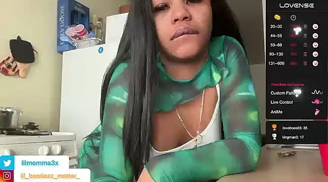 Snapshot of lil_momma420 chatting on January 25, 2025, 2:47 pm lil momma420 online show from January 25, 2025, 2:47 pm