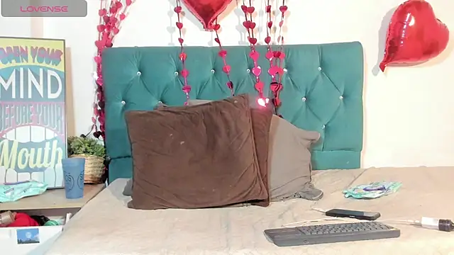 StefanyMiler online show from March 17, 2026, 2:25 am