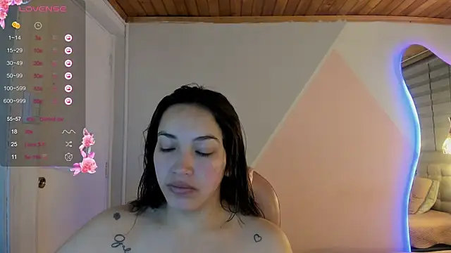 Snapshot of cristal__hot_1 chatting on July 6, 2026, 5:36 am cristal hot 1 online show from July 6, 2026, 5:36 am