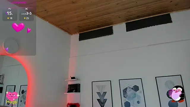 cristal  hot 1 online show from February 24, 2025, 7:11 am