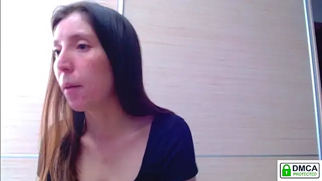 Snapshot of Sophi_Cute chatting on April 15, 2026, 1:04 pm Sophi Cute online show from April 15, 2026, 1:04 pm