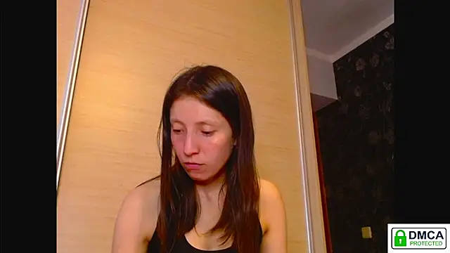 Snapshot of Sophi_Cute chatting on March 18, 2026, 2:08 pm Sophi Cute online show from March 18, 2026, 2:08 pm