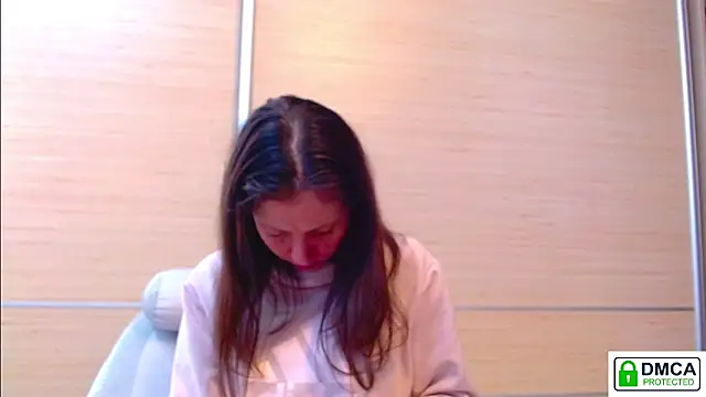 Snapshot of Sophi_Cute chatting on April 14, 2026, 12:21 pm Sophi Cute online show from April 14, 2026, 12:21 pm
