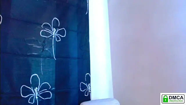 Snapshot of Sophi_Cute chatting on April 9, 2026, 1:06 pm Sophi Cute online show from April 9, 2026, 1:06 pm