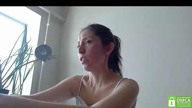 Sophi Cute online show from September 28, 2025, 8:32 am