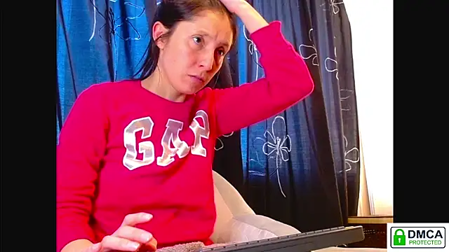 Sophi Cute online show from February 17, 2026, 2:47 pm