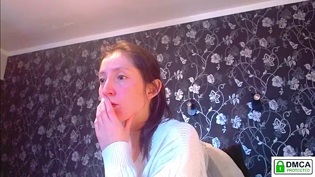 Snapshot of Sophi_Cute chatting on March 15, 2026, 8:43 am Sophi Cute online show from March 15, 2026, 8:43 am