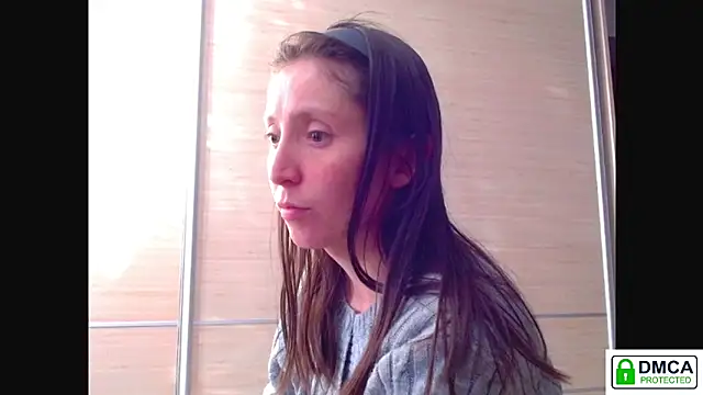 Snapshot of Sophi_Cute chatting on April 10, 2026, 3:52 pm Sophi Cute online show from April 10, 2026, 3:52 pm