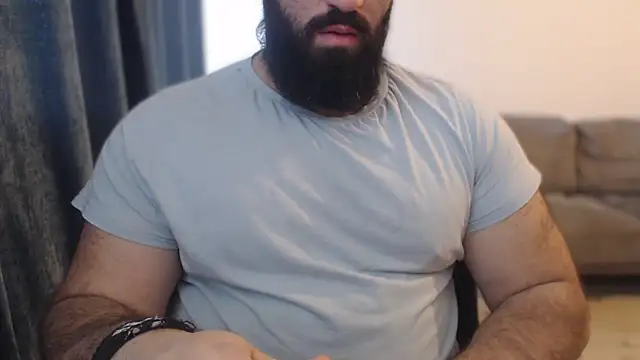 Snapshot of hugemachohandsome chatting on November 23, 2025, 8:24 am hugemachohandsome online show from November 23, 2025, 8:24 am