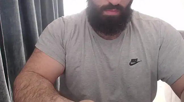 Snapshot of hugemachohandsome chatting on February 28, 2025, 1:03 pm hugemachohandsome online show from February 28, 2025, 1:03 pm