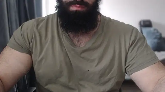 hugemachohandsome online show from April 4, 2026, 7:04 am