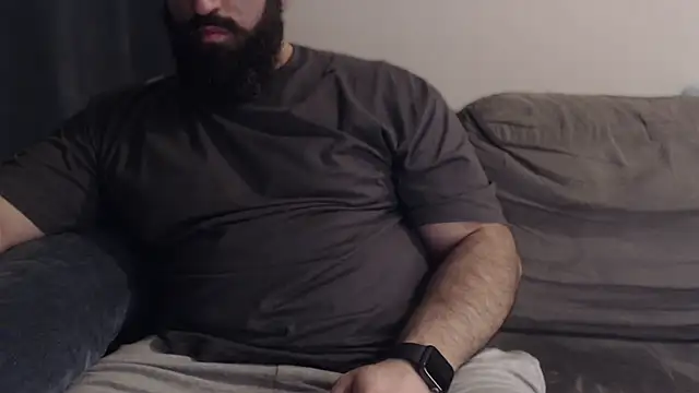 hugemachohandsome online show from February 23, 2026, 10:10 pm