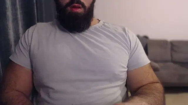 Snapshot of hugemachohandsome chatting on October 21, 2025, 9:36 pm hugemachohandsome online show from October 21, 2025, 9:36 pm