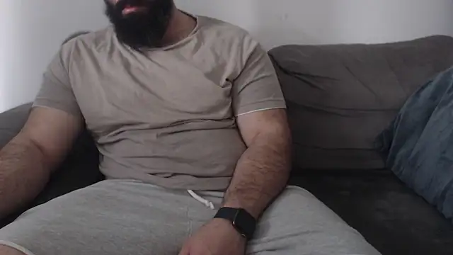 hugemachohandsome online show from May 16, 2026, 6:34 am