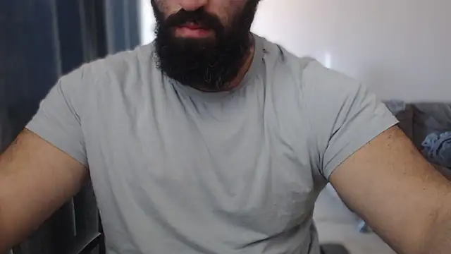 Snapshot of hugemachohandsome chatting on November 6, 2025, 9:13 am hugemachohandsome online show from November 6, 2025, 9:13 am