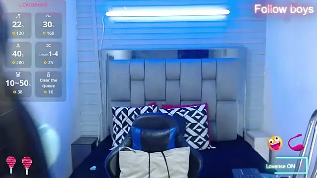 evelin zaens online show from October 2, 2025, 4:38 am