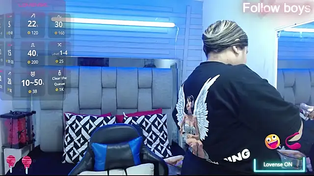 evelin zaens online show from October 13, 2025, 5:20 am