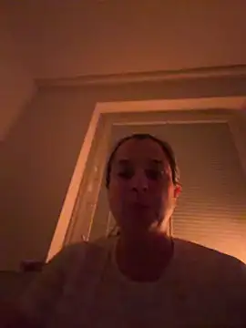 V3nus1 online show from February 17, 2026, 10:18 pm